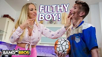 [Bangbros] English Milf Rebecca More Fucks Her Filthy Step Son Sam Bourne