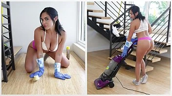 [Bangbros] Hot Latina Maid Selena Santana Polishes Bruno Dickemz's Knob