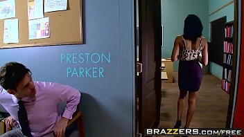 [Brazzers] A Parent Teacher Meating Anya Ivy