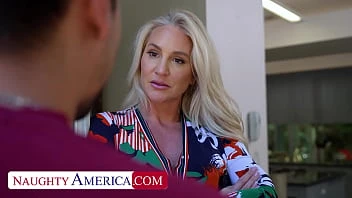 [Naughty Amrica] Milf Alexis Malone Has Pool Guy Do Work On Her Wet Pussy