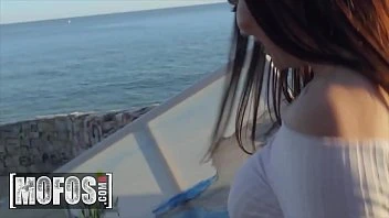 [Public Pick Ups] Busty Babe Sasha Coxx Bounces On A Big Cock By The Beach