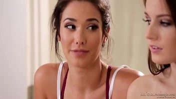 [Fantasy Massage] Scarlett Sage Has Some Very Sensitive Spots Scarlett Sage Eva Lovia
