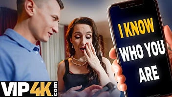 [Vip 4K] Famous Retro Pornstar Turns Out To Be My Stepmom's Best Friend