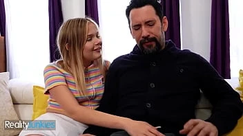 [Adult Mobile] Gorgeous Blonde Coco Lovelock Seduces Her New Stepdad Tommy To Give Her A