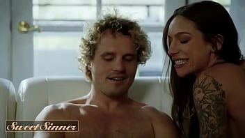 [Sweet Sinner] Sultry Babe April Olsen Moans In Pleasure While Her Man Worships Her Pussy