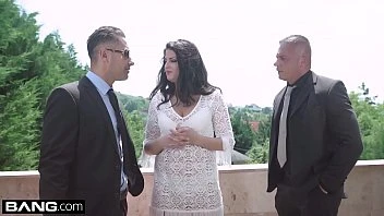 [Bang] Glamkore Coco De Mal Face Fucked Outside Anal Threesome