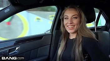 [Bang] Jessie Wylde Shows Off Her Bj Skills In A Public