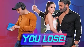 [Daddy 4K] I Prefer To Play Horny Games