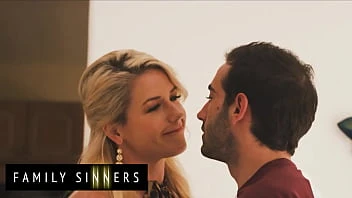 [Family Sinner] Stepmom Kit Mercer Spreads Her Legs So Her Stepson Can Stick His Tongue