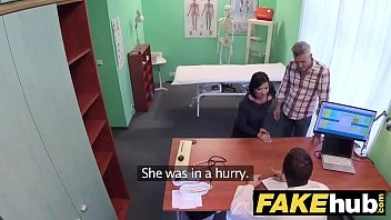 [Fake Hospital] Czech Doctor Cums Over Horny Cheating Wifes Tight Pussy