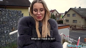 [Public Agent] Hot Looking Milf In Glasses Has A Perfect Body For A Hard Fast