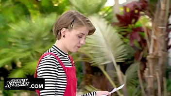 [Family Strokes] Stepniece Taught Some Sexual Lessons With His Horny Stepuncle