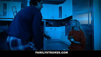 [Family Strokes] Sexy Stepsister Gets Her Tight Teen Pussy Eaten Out By Her Stepbro