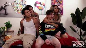 [Hot Guys Fuck] There's A Fucking Competition On Set Today Two Studs Race To Fuck