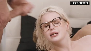 [Lets Doe It] Big Dick Stepbros Team Up To Fuck Their Hot Stepsis Eliz Benson