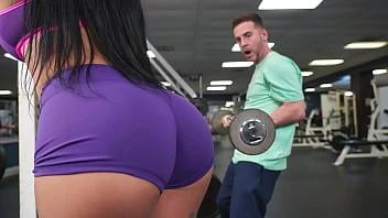 [Lets Doe It] Gym Sluts Seduce Skinny Guy Into Dirty Threesome Horny Hostel