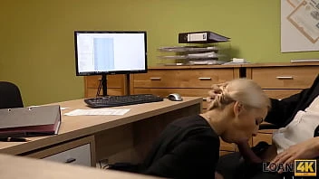 [Loan 4K] Real Estate Agent Lets The Bank Worker Penetrate Her For A Loan