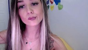 Receiving Facial Cum Loads With Babe