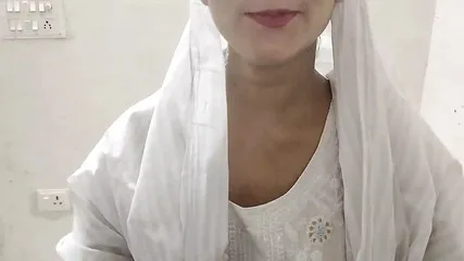Cute Step Sister Ko Pela Diya Hindi Me