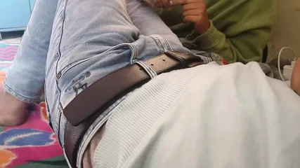 Jijaji Ne Sali Se Lund Chuswaya Jub Wife Ghar Par Nahi Thi!!