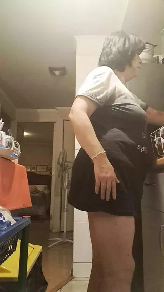 Intense Orgasm While They Give Me A Tasty Fisting