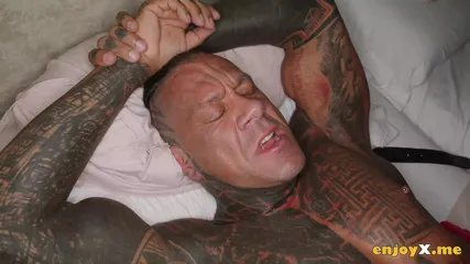This Ripped Inked Fellow Guarantees Powerful Erotic Practices With Luxurious Sara Diamante - Observe Greatest Xxx Porn