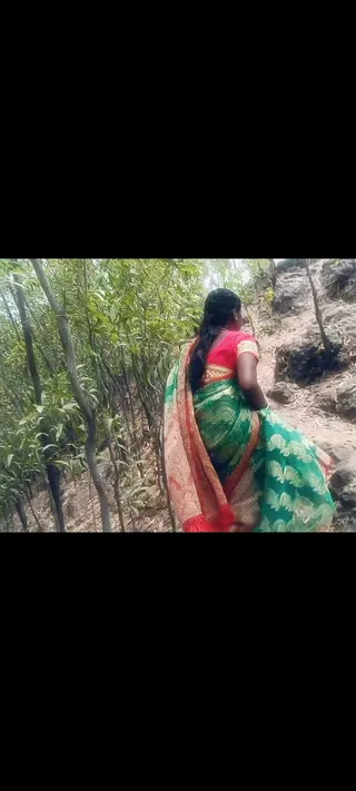 A Village Chitting Wife Fucking With A School Student In Forest
