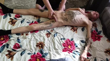 Mother-in-law Does A Body Massage And Jerks Off My Dick Before Cumming