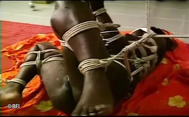 Ebony Whore Gets Bound With Ropes