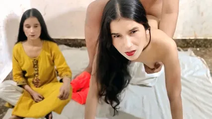 Desi Hot Aunty Ke Ghar Me Jake Pel Diya