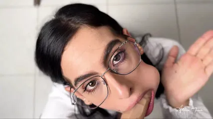 Hot Girl Teaches You How To Have Fun With Her Fingers
