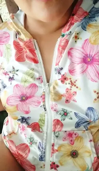 Outdoors Like A Good Slut Wife