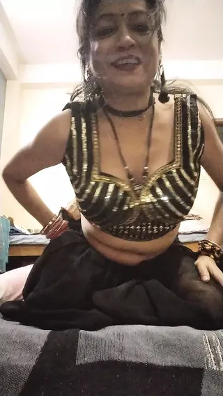 Webcam Model With Big Boobs