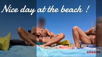 He Masturbates On The Beach In Cap D&#039;agde And Pass Behind Them. Nice Exhibition!