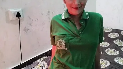 Teacher Ne Muze Paise Dekar Jabar Dasti Chod Diya