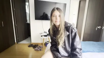I Masturbate Feeling The Leather Of My Boss's Boots