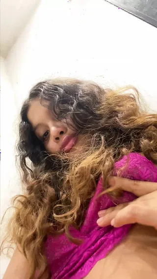 I Can't Stand The Urge To Cum, Come Fuck Me