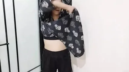 Bathroom Me Gyi Step Sister Ko Jabar Dast Choda