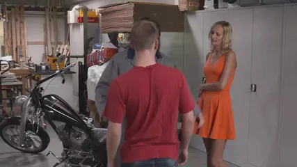 Hot Blonde Loves To Suck And Fuck Both Cocks