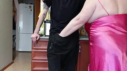 Stepmom In The Kitchen Sucks Cock, Jerks It Off And Watches Cum
