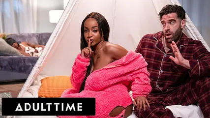 Adult Time – Lily Starfire Seduces Stepdaddy For Sneaky Fuck In Same Room As Oblivious Stepmom!