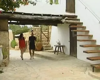 Women Are On Vacation Without Their Husbands And Blow And Fuck Around The Bet