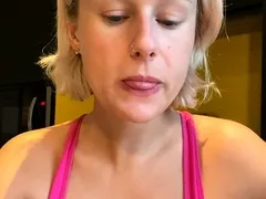 Big boobs milf masturbates with her dildo