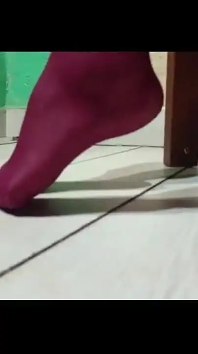 Nylon Feet - 7