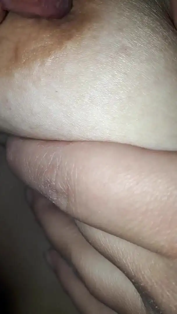 Lux Eva Tits