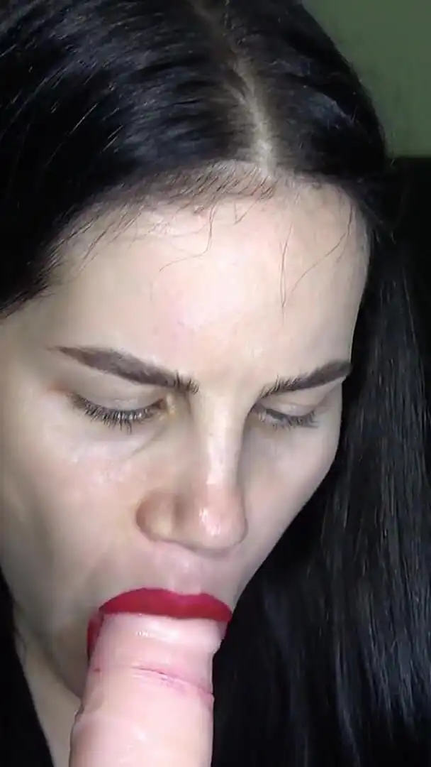 Anna Sucks a Dildo