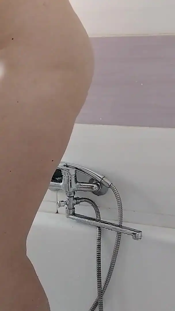 Sexy Matureshaving Her Hairy Pussy. Latina Hairy Pussy