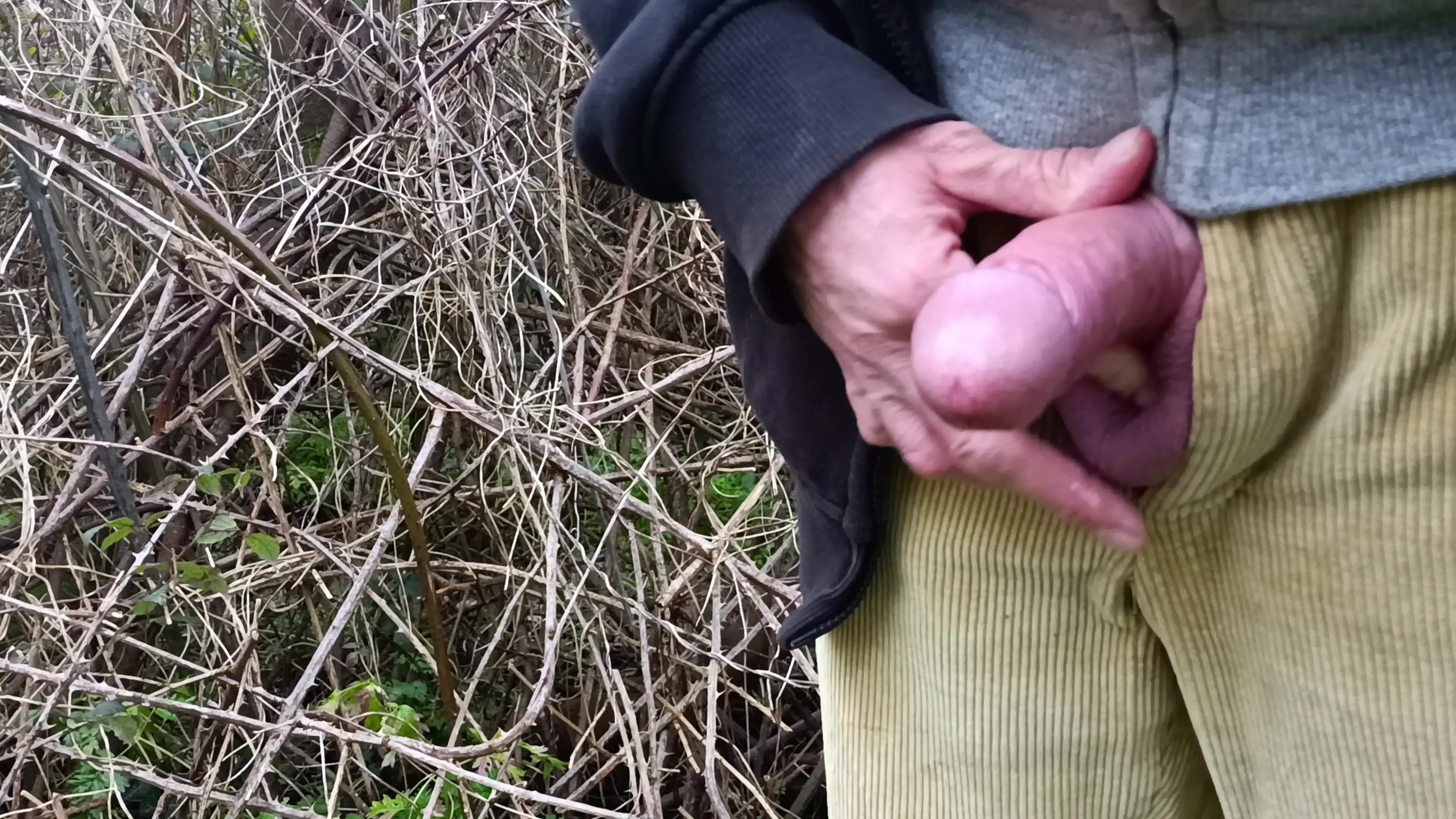 Outdoor Pissing Wearing Cords