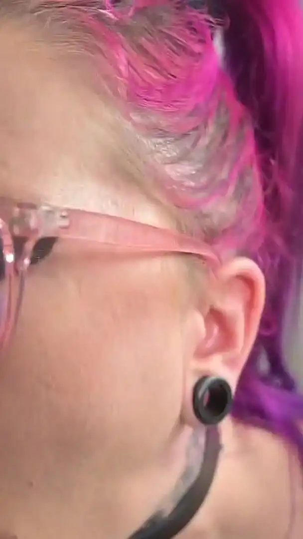 Rockstar Treatment From a Walk up Slut