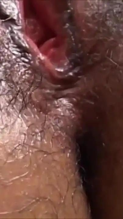 Catia likes to be fucked with a cock and a real one
